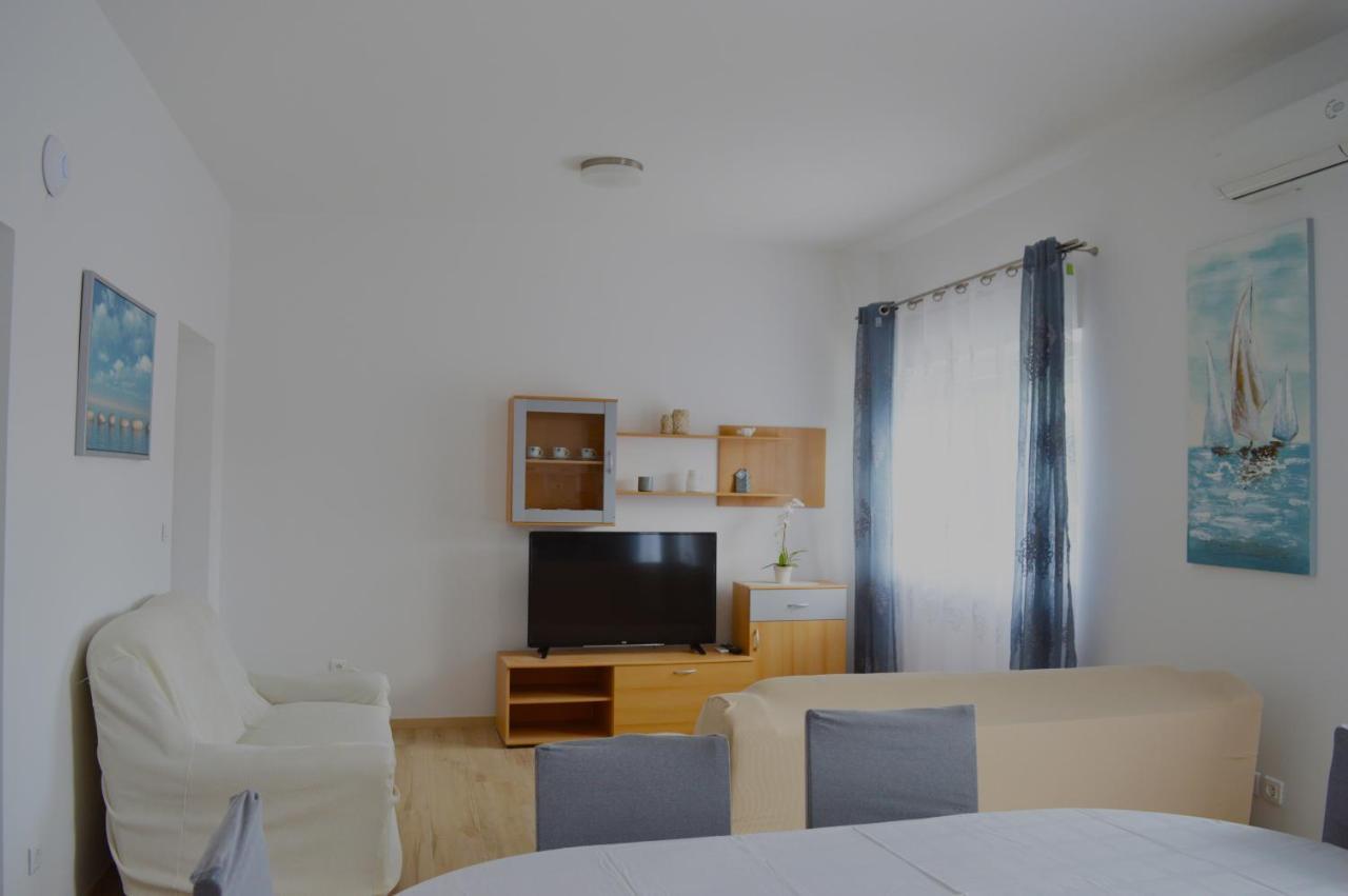 Apartments Vinka Podstrana Exterior photo