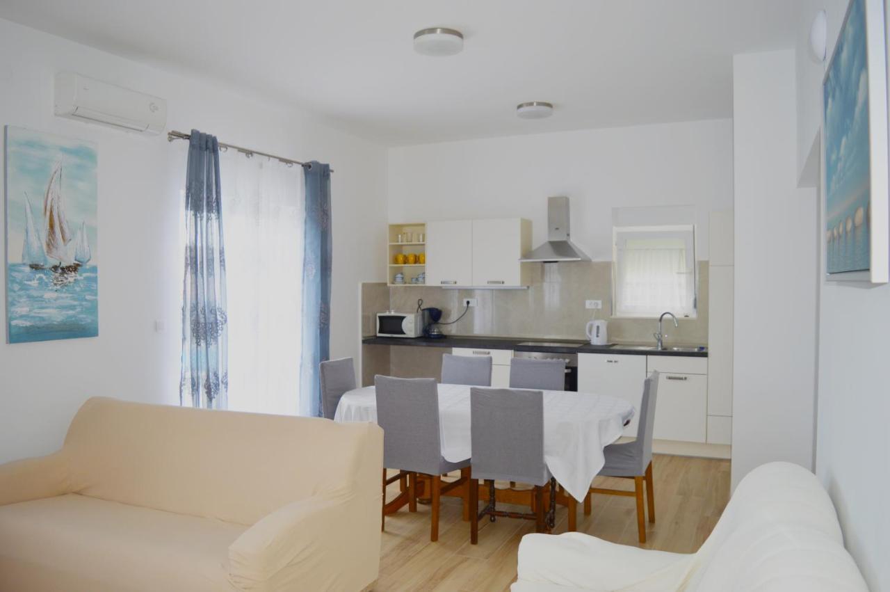 Apartments Vinka Podstrana Exterior photo